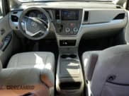 ✅ 2015 Toyota Sienna LE • VIN: 5TDKK3DC8FS643145 • Lot: 87252135. Listed on Copart with 176,574 mi. Free auction sales archive from the USA and detailed vehicle history report at DreamBid. Image 8.