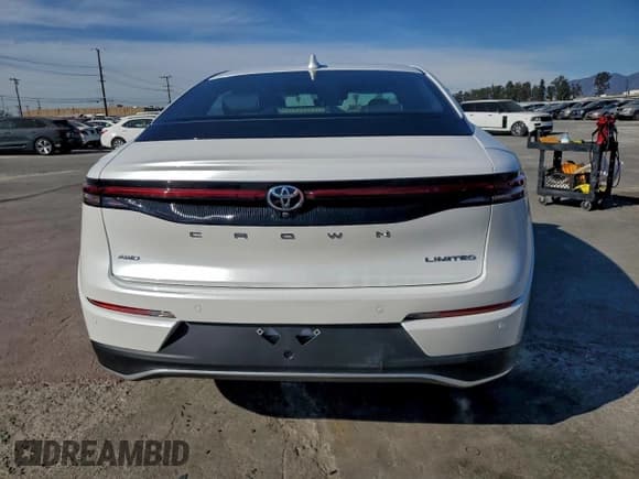 ✅ 2023 Toyota Crown Limited • VIN: JTDAAAAF1P3012550 • Lot: 95655135. Listed on Copart with 9,453 mi. Free auction sales archive from the USA and detailed vehicle history report at DreamBid. Image 6.