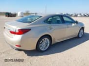 ✅ 2017 Lexus ES 350 • VIN: 58ABK1GG7HU050415 • Lot: 40490595. Listed on IAAI with 170,481 mi. Free auction sales archive from the USA and detailed vehicle history report at DreamBid. Image 4.