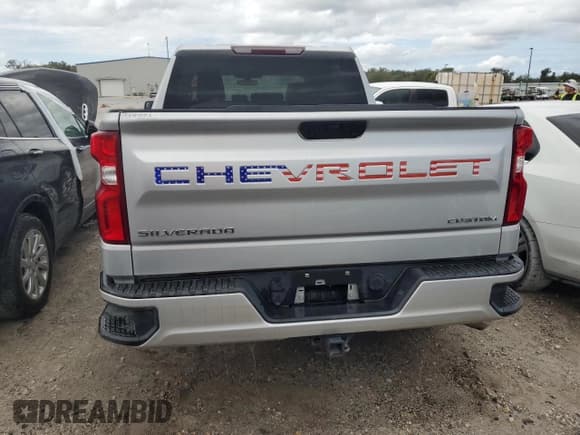 ✅ 2019 Chevrolet Silverado 1500 Custom • VIN: 1GCPWBEH5KZ388557 • Lot: 78073924. Wystawiony na Copart z przebiegiem 62 488 mil. Bezpłatny archiwum sprzedaży aukcyjnych z USA i szczegółowy raport historii pojazdu na DreamBid. Zdjęcie 6.