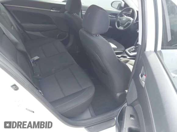 ✅ 2018 Hyundai Elantra Limited • VIN: 5NPD84LF3JH221520 • Лот: 43411072. Опубликован ранее на IAAI с пробегом 110 074 миль. Бесплатный доступ к архиву аукционных продаж из США и подробный отчёт об истории автомобиля на DreamBid. Изображение 8.