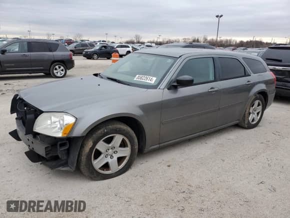 2005 Dodge Magnum SE с VIN 2D8FV48V85H151563, выставлен на аукционе Copart как лот 85822614 с пробегом 192 811 миль миль и Чистый • Clean title. История ставок и продаж доступна на DreamBid. Изображение 1.