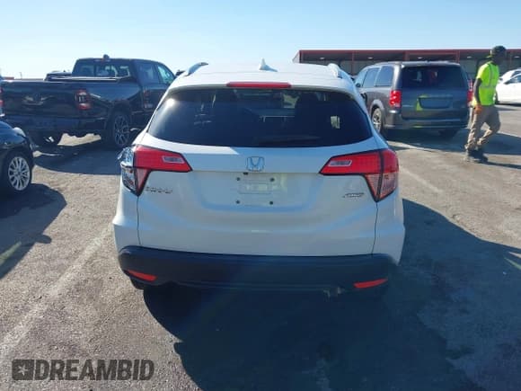✅ 2017 Honda HR-V EX-L • VIN: 3CZRU6H7XHM723244 • Lot: 43406023. Listed on IAAI with 45,176 mi. Free auction sales archive from the USA and detailed vehicle history report at DreamBid. Image 16.