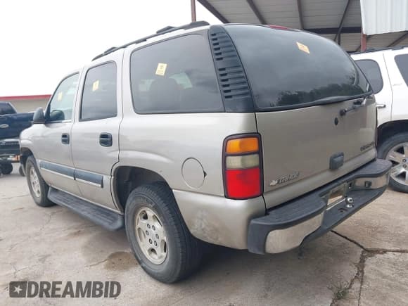✅ 2004 Chevrolet Tahoe LS • VIN: 1GNEC13VX4R150538 • Lot: 43490328. Wystawiony na IAAI z przebiegiem Nie podano. Bezpłatny archiwum sprzedaży aukcyjnych z USA i szczegółowy raport historii pojazdu na DreamBid. Zdjęcie 3.