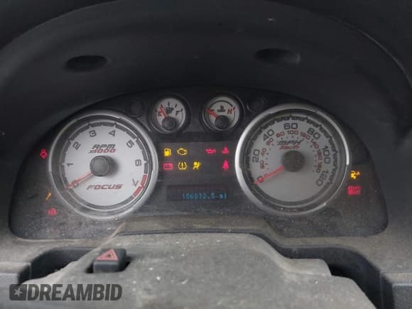 ✅ 2009 Ford Focus SE • VIN: 1FAHP35N09W269314 • Lot: 43666452. Wystawiony na IAAI z przebiegiem 156 072 mil. Bezpłatny archiwum sprzedaży aukcyjnych z USA i szczegółowy raport historii pojazdu na DreamBid. Zdjęcie 7.