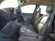 ✅ 2006 Saturn VUE • VIN: 5GZCZ53496S835010 • Lot: 57467345. Wystawiony na Copart z przebiegiem 127 636 mil. Bezpłatny archiwum sprzedaży aukcyjnych z USA i szczegółowy raport historii pojazdu na DreamBid. Zdjęcie 7.