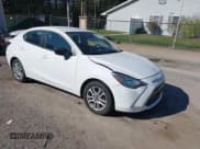 ✅ 2018 Toyota Yaris • VIN: 3MYDLBYV8JY329199 • Лот: 43352455. Опубликован ранее на IAAI с пробегом 77 549 миль. Бесплатный доступ к архиву аукционных продаж из США и подробный отчёт об истории автомобиля на DreamBid. Изображение 1.