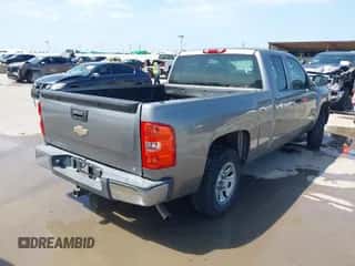 2008 Chevrolet Silverado 1500 1LT z VIN 2GCEC19C181243297, wystawiony jako IAAI lot #42698714 z przebiegiem 227 126 mil mil oraz . Historia ofert i sprzedaży dostępna na DreamBid. Obrazek 4.