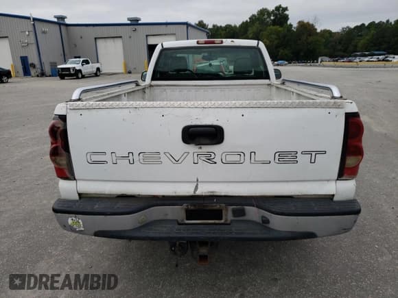 ✅ 2005 Chevrolet Silverado 1500 Work Truck • VIN: 1GCEC14X55Z263257 • Лот: 72441684. Опубликован ранее на Copart с пробегом 168 940 миль. Бесплатный доступ к архиву аукционных продаж из США и подробный отчёт об истории автомобиля на DreamBid. Изображение 6.