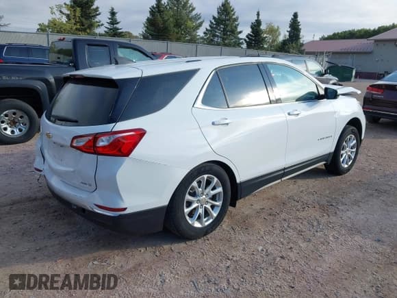 ✅ 2019 Chevrolet Equinox LT • VIN: 2GNAXTEV2K6287042 • Lot: 43395959. Wystawiony na IAAI z przebiegiem 46 992 mil. Bezpłatny archiwum sprzedaży aukcyjnych z USA i szczegółowy raport historii pojazdu na DreamBid. Zdjęcie 4.