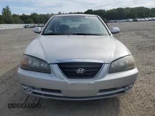 ✅ 2004 Hyundai Elantra GLS • VIN: KMHDN46D34U716390 • Lot: 70503985. Wystawiony na Copart z przebiegiem 33 984 mil. Bezpłatny archiwum sprzedaży aukcyjnych z USA i szczegółowy raport historii pojazdu na DreamBid. Zdjęcie 5.