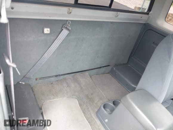 ✅ 2001 Nissan Frontier XE • VIN: 1N6DD26S51C400420 • Lot: 42559810. Listed on IAAI with 76,145 mi. Free auction sales archive from the USA and detailed vehicle history report at DreamBid. Image 8.