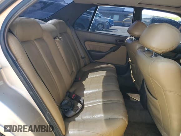 ✅ 1995 Toyota Camry LE • VIN: JT2SK12E4S0292376 • Lot: 80361575. Wystawiony na Copart z przebiegiem 283 257 mil. Bezpłatny archiwum sprzedaży aukcyjnych z USA i szczegółowy raport historii pojazdu na DreamBid. Zdjęcie 10.