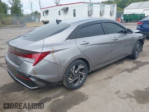 ✅ 2024 Hyundai Elantra SEL • VIN: KMHLS4DG6RU766628 • Lot: 43410062. Listed on IAAI with 30,009 mi. Free auction sales archive from the USA and detailed vehicle history report at DreamBid. Image 4.