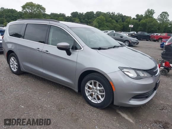 ✅ 2020 Chrysler Voyager LXi • VIN: 2C4RC1DG2LR265010 • Lot: 43017234. Listed on IAAI with 103,106 mi. Free auction sales archive from the USA and detailed vehicle history report at DreamBid. Image 1.