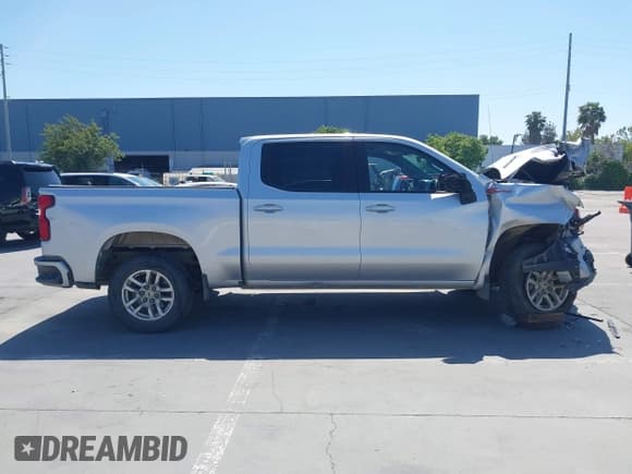 ✅ 2021 Chevrolet Silverado 1500 RST • VIN: 3GCUYEET4MG138815 • Lot: 42207861. Wystawiony na IAAI z przebiegiem 77 700 mil. Bezpłatny archiwum sprzedaży aukcyjnych z USA i szczegółowy raport historii pojazdu na DreamBid. Zdjęcie 12.