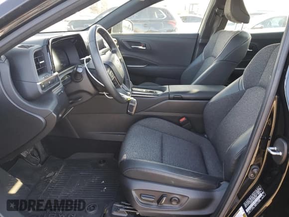 ✅ 2023 Toyota Crown XLE • VIN: JTDAAAAF7P3000290 • Лот: 90613825. Опубликован ранее на Copart с пробегом 102 922 миль. Бесплатный доступ к архиву аукционных продаж из США и подробный отчёт об истории автомобиля на DreamBid. Изображение 7.