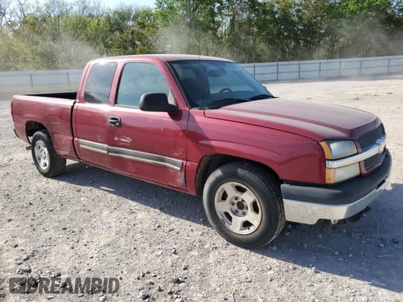 ✅ 2005 Chevrolet Silverado 1500 LT • VIN: 2GCEC19T751392373 • Лот: 53318345. Опубликован ранее на Copart с пробегом 206 126 миль. Бесплатный доступ к архиву аукционных продаж из США и подробный отчёт об истории автомобиля на DreamBid. Изображение 4.