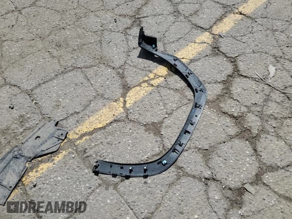 ✅ 2022 Hyundai Tucson SEL • VIN: 5NMJFCAE7NH011406 • Lot: 67818454. Wystawiony na Copart z przebiegiem 30 188 mil. Bezpłatny archiwum sprzedaży aukcyjnych z USA i szczegółowy raport historii pojazdu na DreamBid. Zdjęcie 13.