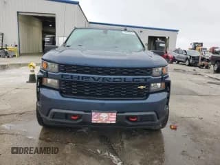 ✅ 2019 Chevrolet Silverado 1500 Custom • VIN: 3GCUYBEF1KG700224 • Lot: 79436234. Wystawiony na Copart z przebiegiem 81 814 mil. Bezpłatny archiwum sprzedaży aukcyjnych z USA i szczegółowy raport historii pojazdu na DreamBid. Zdjęcie 5.