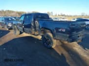 ✅ 2004 Chevrolet Silverado 2500HD LS • VIN: 1GCHK29224E242665 • Lot: 41378387. Wystawiony na IAAI z przebiegiem Nie podano. Bezpłatny archiwum sprzedaży aukcyjnych z USA i szczegółowy raport historii pojazdu na DreamBid. Zdjęcie 3.