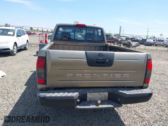 ✅ 2002 Nissan Frontier XE • VIN: 1N6DD26S92C338957 • Lot: 42478523. Wystawiony na IAAI z przebiegiem 242 920 mil. Bezpłatny archiwum sprzedaży aukcyjnych z USA i szczegółowy raport historii pojazdu na DreamBid. Zdjęcie 16.