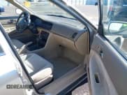 ✅ 1997 Honda Accord Special Edition • VIN: 1HGCD5603VA115569 • Lot: 41636725. Listed on IAAI with 216,937 mi. Free auction sales archive from the USA and detailed vehicle history report at DreamBid. Image 5.