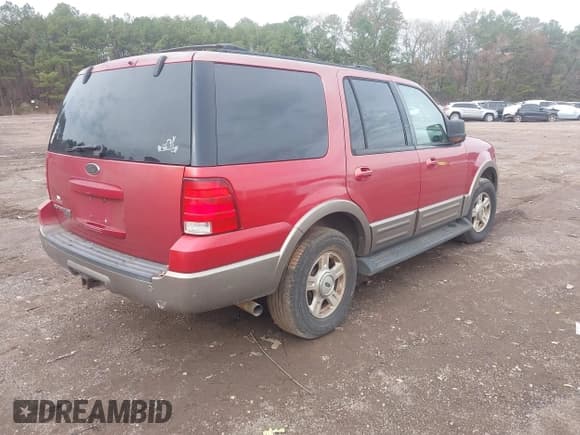 ✅ 2003 Ford Expedition Eddie Bauer • VIN: 1FMRU17W23LA59013 • Lot: 38978387. Listed on IAAI with 284,049 mi. Free auction sales archive from the USA and detailed vehicle history report at DreamBid. Image 4.