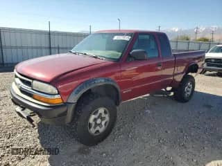 2001 Chevrolet S-10 LS ZR2 с VIN 1GCCT19W218112531, выставлен на аукционе Copart как лот 82270515 с пробегом 199 172 миль миль и Списание • Salvage title. История ставок и продаж доступна на DreamBid. Изображение 1.