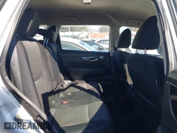 ✅ 2017 Nissan Rogue S • VIN: KNMAT2MT4HP511452 • Lot: 43183874. Listed on IAAI with 114,583 mi. Free auction sales archive from the USA and detailed vehicle history report at DreamBid. Image 8.