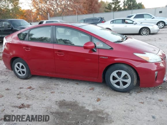 ✅ 2014 Toyota Prius Two • VIN: JTDKN3DU2E1803189 • Lot: 43583949. Wystawiony na IAAI z przebiegiem 221 102 mil. Bezpłatny archiwum sprzedaży aukcyjnych z USA i szczegółowy raport historii pojazdu na DreamBid. Zdjęcie 12.