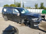 ✅ 2022 Jeep Grand Wagoneer Series III • VIN: 1C4SJVGJ8NS197836 • Lot: 80415114. Wystawiony na Copart z przebiegiem 21 727 mil. Bezpłatny archiwum sprzedaży aukcyjnych z USA i szczegółowy raport historii pojazdu na DreamBid. Zdjęcie 4.