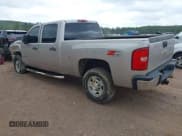 ✅ 2008 Chevrolet Silverado 2500HD LTZ • VIN: 1GCHK23648F154552 • Лот: 43400235. Опубликован ранее на IAAI с пробегом 197 246 миль. Бесплатный доступ к архиву аукционных продаж из США и подробный отчёт об истории автомобиля на DreamBid. Изображение 3.