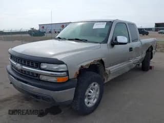 ✅ 2000 Chevrolet Silverado 2500 LS • VIN: 1GCGK29U4YE309544 • Lot: 42115349. Wystawiony na IAAI z przebiegiem 227 652 mil. Bezpłatny archiwum sprzedaży aukcyjnych z USA i szczegółowy raport historii pojazdu na DreamBid. Zdjęcie 2.