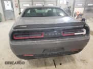 ✅ 2019 Dodge Challenger SXT • VIN: 2C3CDZAG0KH618844 • Lot: 38233293. Wystawiony na Copart z przebiegiem 23 814 mil. Bezpłatny archiwum sprzedaży aukcyjnych z USA i szczegółowy raport historii pojazdu na DreamBid. Zdjęcie 6.