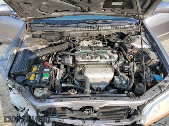 2000 Honda Accord EX с VIN 1HGCG6675YA142206, выставлен на аукционе Copart как лот 67803255 с пробегом 192 598 миль миль и Списание • Salvage title. История ставок и продаж доступна на DreamBid. Изображение 11.