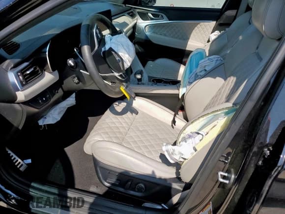 ✅ 2022 Genesis G70 3.3T • VIN: KMTG54TE7NU092269 • Lot: 81398195. Wystawiony na Copart z przebiegiem Nie podano. Bezpłatny archiwum sprzedaży aukcyjnych z USA i szczegółowy raport historii pojazdu na DreamBid. Zdjęcie 7.