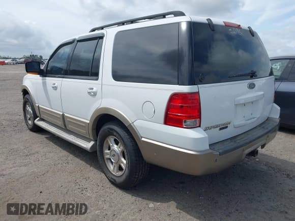 ✅ 2005 Ford Expedition Eddie Bauer • VIN: 1FMFU17525LA68887 • Lot: 41882254. Listed on IAAI with 207,010 mi. Free auction sales archive from the USA and detailed vehicle history report at DreamBid. Image 3.