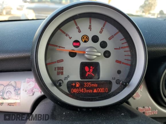 ✅ 2010 MINI Hardtop • VIN: WMWMF3C57ATU78017 • Lot: 91396535. Wystawiony na Copart z przebiegiem 46 943 mil. Bezpłatny archiwum sprzedaży aukcyjnych z USA i szczegółowy raport historii pojazdu na DreamBid. Zdjęcie 9.