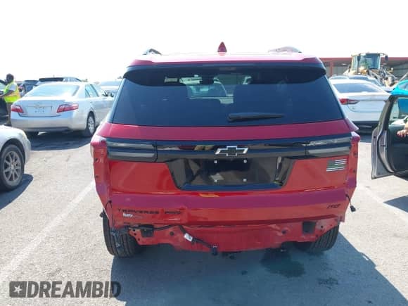 2025 Chevrolet Traverse AWD RS with VIN 1GNEVLRS7SJ193023, listed as a IAAI auction lot 42846732 with 7,899 mi miles and . Bid and sale history available at DreamBid. Image 17.