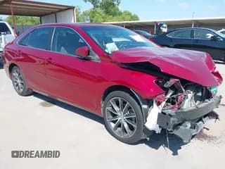 ✅ 2015 Toyota Camry XSE • VIN: 4T1BK1FK6FU556182 • Лот: 43007211. Опубликован ранее на IAAI с пробегом 121 176 миль. Бесплатный доступ к архиву аукционных продаж из США и подробный отчёт об истории автомобиля на DreamBid. Изображение 1.