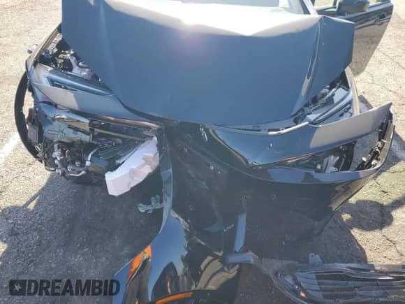 2025 Toyota Prius SE с VIN JTDACACU9S3049067, выставлен на аукционе Copart как лот 67230145 с пробегом 1 461 миль миль и Списание • Salvage title. История ставок и продаж доступна на DreamBid. Изображение 11.