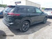 ✅ 2025 Nissan Rogue SV • VIN: 5N1BT3BA6SC784334 • Lot: 43282610. Wystawiony na IAAI z przebiegiem 27 252 mil. Bezpłatny archiwum sprzedaży aukcyjnych z USA i szczegółowy raport historii pojazdu na DreamBid. Zdjęcie 4.
