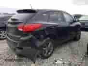 2015 Hyundai Tucson GLS z VIN KM8JT3AF8FU083058, wystawiony jako Copart lot #42047924 z przebiegiem 128 922 mil mil oraz . Historia ofert i sprzedaży dostępna na DreamBid. Obrazek 3.