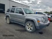 ✅ 2015 Jeep Patriot Latitude • VIN: 1C4NJRFB6FD245449 • Lot: 95658285. Wystawiony na Copart z przebiegiem 177 727 mil. Bezpłatny archiwum sprzedaży aukcyjnych z USA i szczegółowy raport historii pojazdu na DreamBid. Zdjęcie 4.