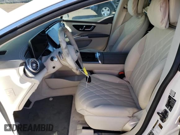 ✅ 2022 Mercedes-Benz EQS 450+ • VIN: W1KCG2DB9NA005737 • Lot: 73456882. Wystawiony na Copart z przebiegiem 7 590 mil. Bezpłatny archiwum sprzedaży aukcyjnych z USA i szczegółowy raport historii pojazdu na DreamBid. Zdjęcie 7.