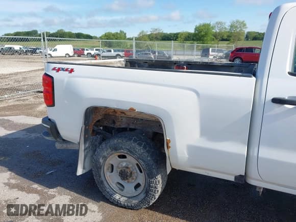 ✅ 2017 Chevrolet Silverado 2500HD Work Truck • VIN: 1GC1KUEYXHF225748 • Lot: 42691810. Listed on IAAI with 119,151 mi. Free auction sales archive from the USA and detailed vehicle history report at DreamBid. Image 21.
