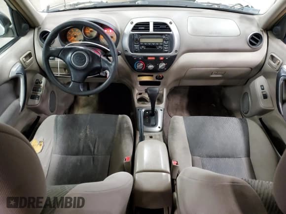 ✅ 2002 Toyota RAV4 • VIN: JTEHH20V126061694 • Лот: 82027185. Опубликован ранее на Copart с пробегом 109 170 миль. Бесплатный доступ к архиву аукционных продаж из США и подробный отчёт об истории автомобиля на DreamBid. Изображение 8.