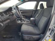 ✅ 2017 Toyota Camry LE • VIN: 4T1BF1FK1HU786414 • Лот: 89659075. Опубликован ранее на Copart с пробегом 126 584 миль. Бесплатный доступ к архиву аукционных продаж из США и подробный отчёт об истории автомобиля на DreamBid. Изображение 7.