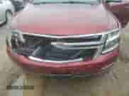 2019 Chevrolet Suburban Premier z VIN 1GNSKJKC8KR326232, wystawiony jako Copart lot #70490135 z przebiegiem Nie podano mil oraz Szkoda całkowita • Salvage title. Historia ofert i sprzedaży dostępna na DreamBid. Obrazek 12.